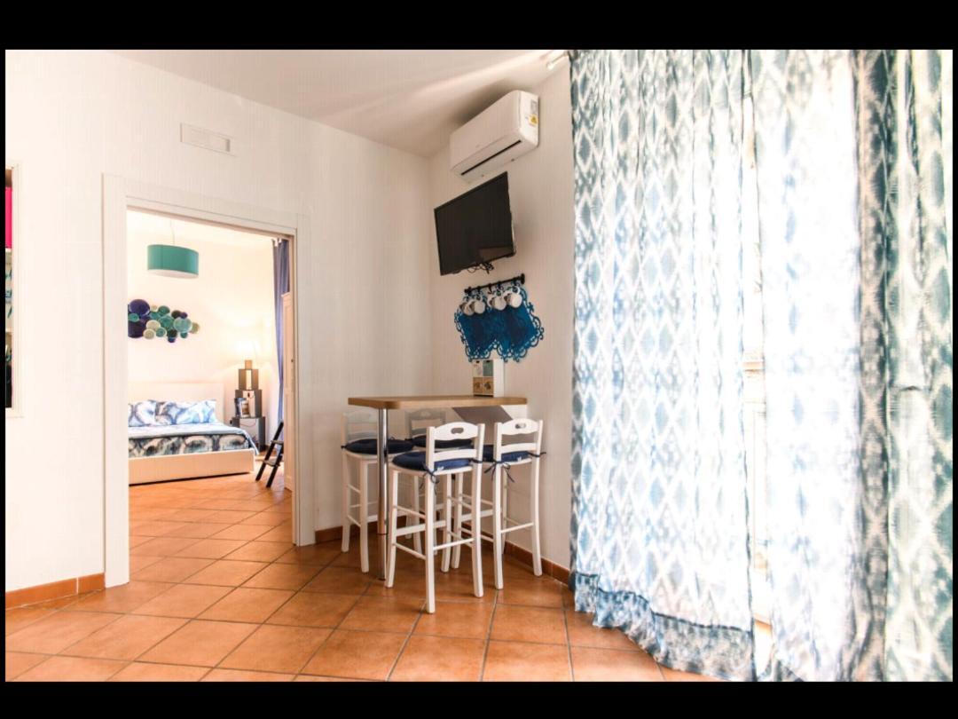 Il Posto Fisso Napoli Apartment Exterior photo